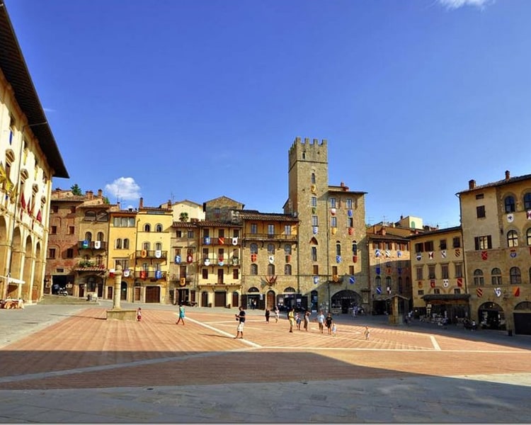 Arezzo, luogo simbolo della cultura medioevale e rinascimentale